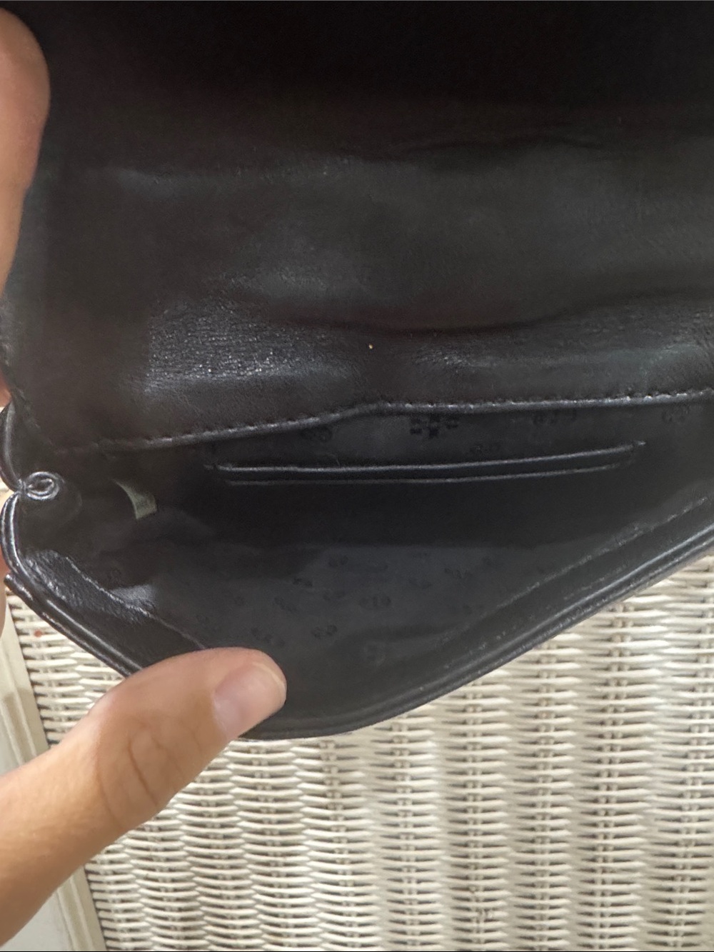 Tory Burch Black Quilted Chain-Shoulder Crossbody - Picture 3 of 6
